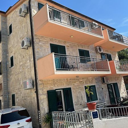 Villa Borzic Omiš Екстериор снимка