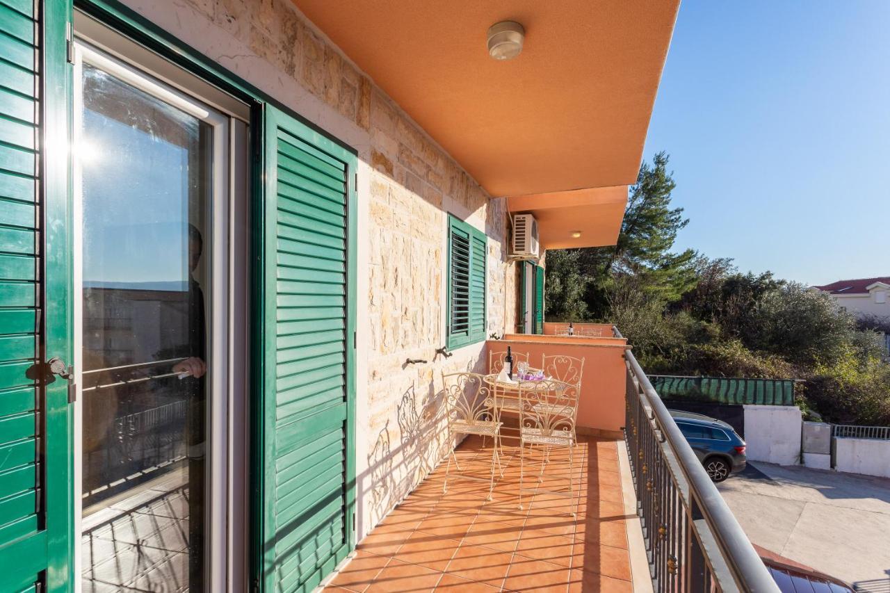 Villa Borzic Omiš Екстериор снимка