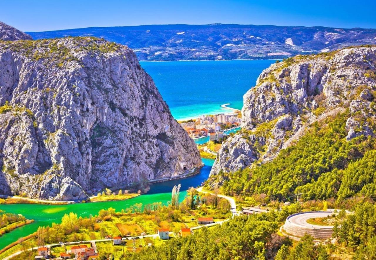 Villa Borzic Omiš Екстериор снимка